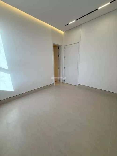 Villa 200 SQM Facing East on 18m Width Street As-Safa, Central Riyadh, Riyadh