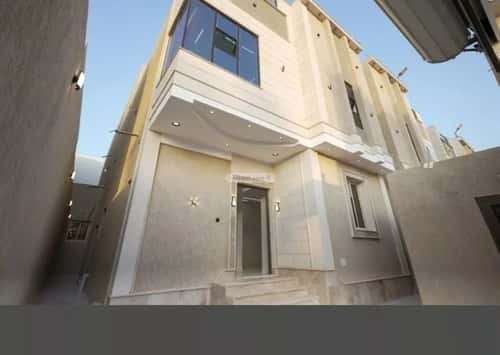 Villa 300 SQM Facing West on 10m Width Street Al Rahmanyah, East Jeddah, Jeddah