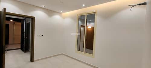 Villa 330 SQM Facing South on 15m Width Street Al Salyhyah, East Jeddah, Jeddah