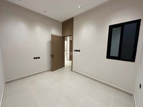 Floor with 5 Bedrooms Dahiat Namar, West Riyadh, Riyadh