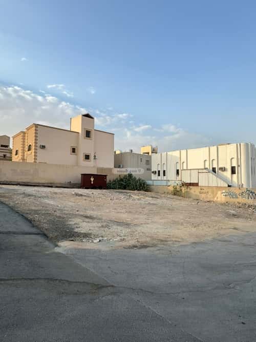 أرض 650 متر مربع جنوبية غربية على شارع 20م الشفاء، جنوب الرياض، الرياض
