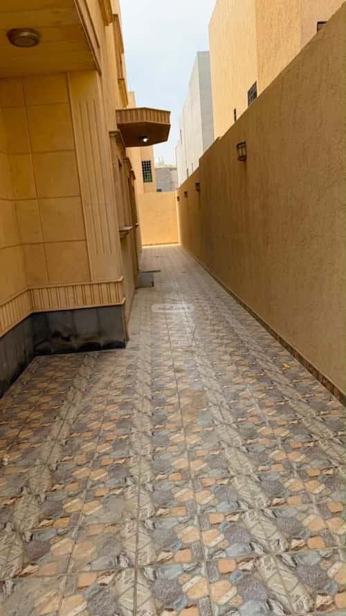 Floor with 5 Bedrooms Al-Aqeek, North Riyadh, Riyadh