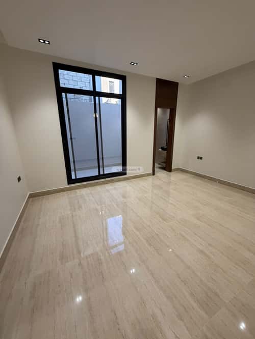 Floor with 5 Bedrooms As-Suwaidi Al-Gharbi, West Riyadh, Riyadh