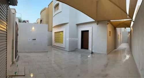 فيلا 310 متر مربع واجهة شرقية ب 4 غرف الياسمين، شمال الرياض، الرياض