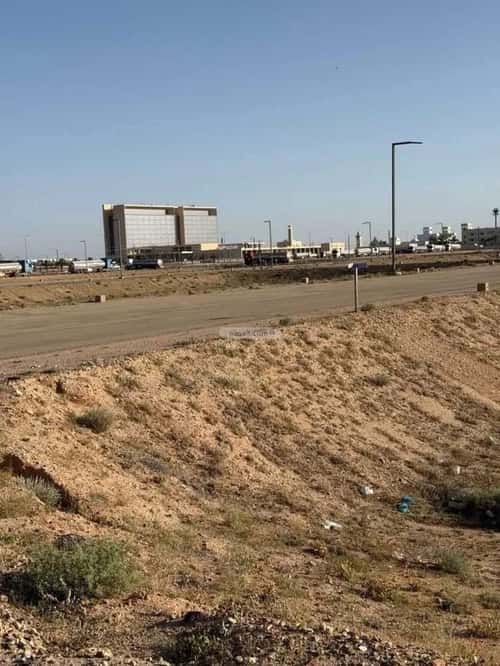 أرض 362 متر مربع شمالية شرقية على شارع 15م الليوان، بريدة