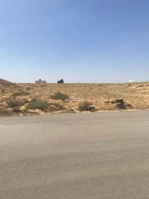 Land 400 SQM Facing South on 15m Width Street The Apartment, Bariduh