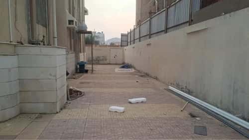 عمارة 900 متر مربع واجهة شرقية العوالي، مكة المكرمة