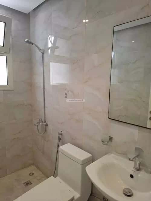 Villa 252 SQM Facing South with 5 Bedrooms Al Shooalah, Aldammam