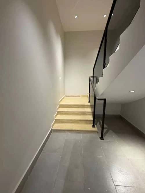 Floor 204.22 SQM with 6 Bedrooms Dirab, West Riyadh, Riyadh