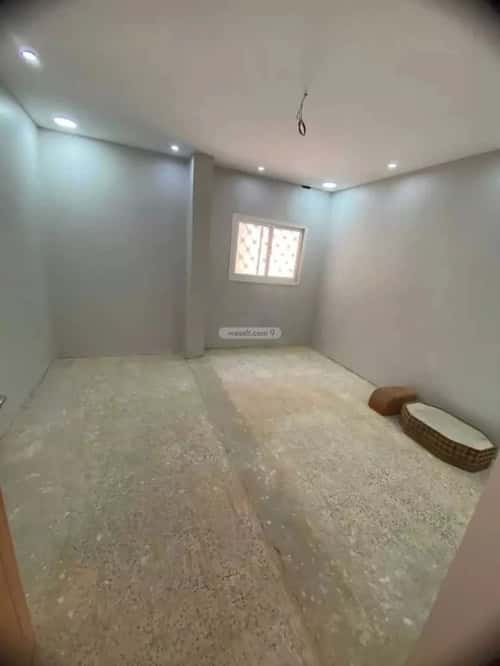 Floor 400 SQM with 5 Bedrooms An Nahdah, Al Kharj