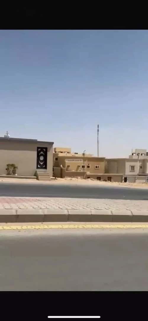 أرض 630 متر مربع جنوبية على شارع 40م الخالدية، الخرج