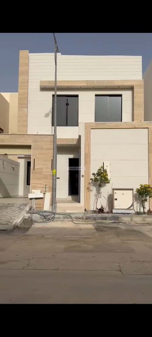فيلا 200 متر مربع شرقية على شارع 15م طويق، غرب الرياض، الرياض