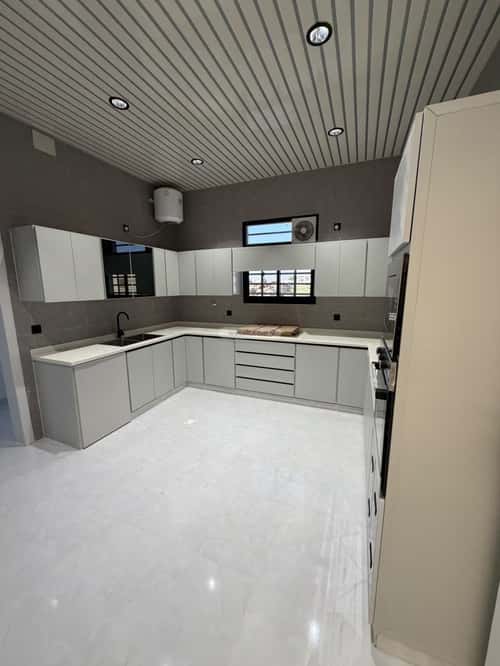 Apartment 211.62 SQM with 6 Bedrooms Al Nuzha 1, Ahad Rafidah