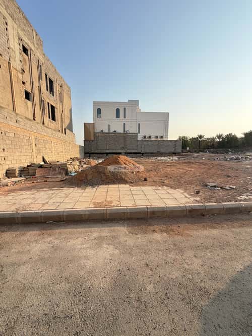 أرض 606.55 متر مربع جنوبية على شارع 16م وادي مذينب، المدينة المنورة