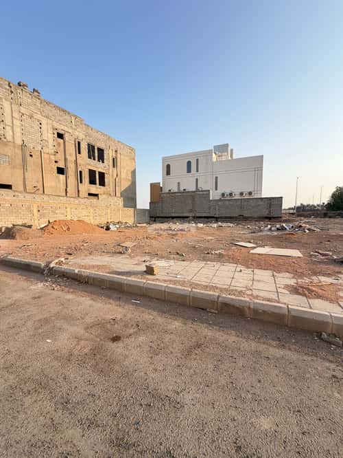 Land 606.55 SQM Facing South on 16m Width Street Wadi Muzahim, Madinah