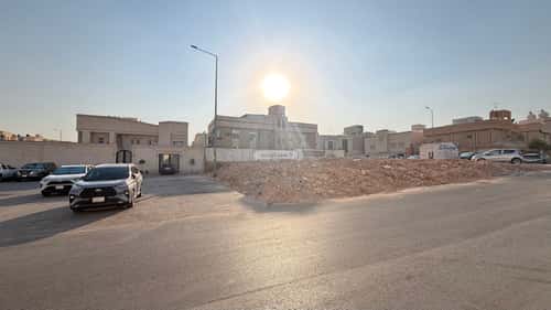Land 900 SQM Facing North East on 20m Width Street Ar-Rawdah, East Riyadh, Riyadh