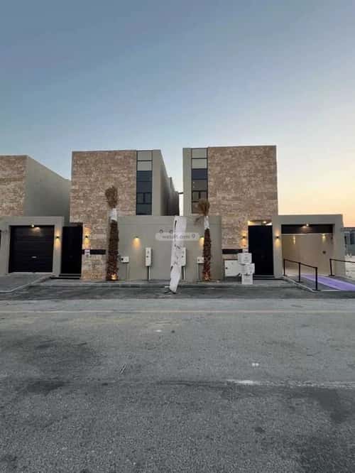 فيلا 431.03 متر مربع شرقية على شارع 20م الشعلة، الدمام