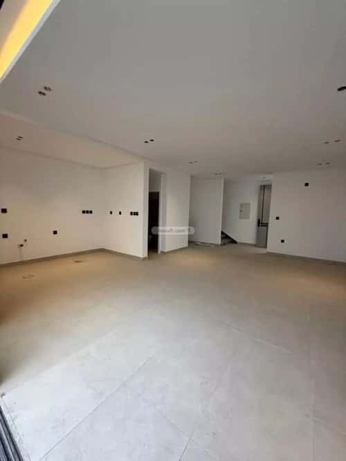 Villa 169.26 SQM Facing South with 4 Bedrooms Al Khozama, Khobar
