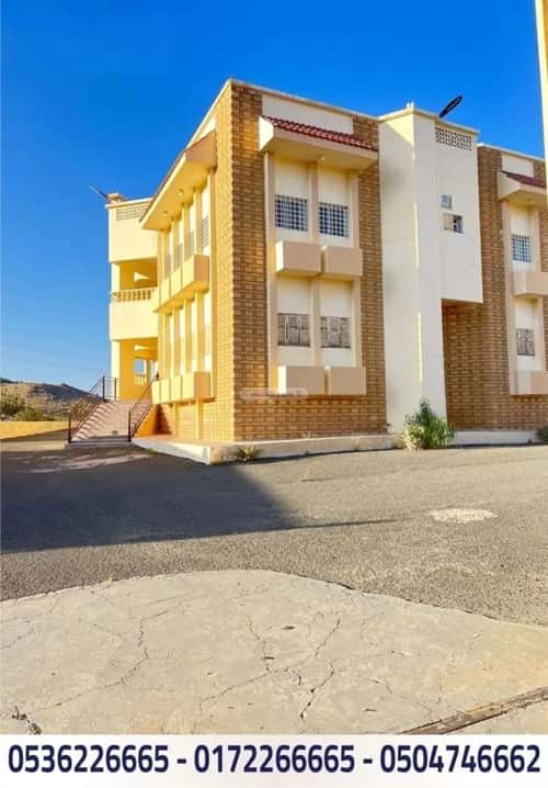 Villa 2706.5 SQM Facing South on 9m Width Street The Valley, Abha