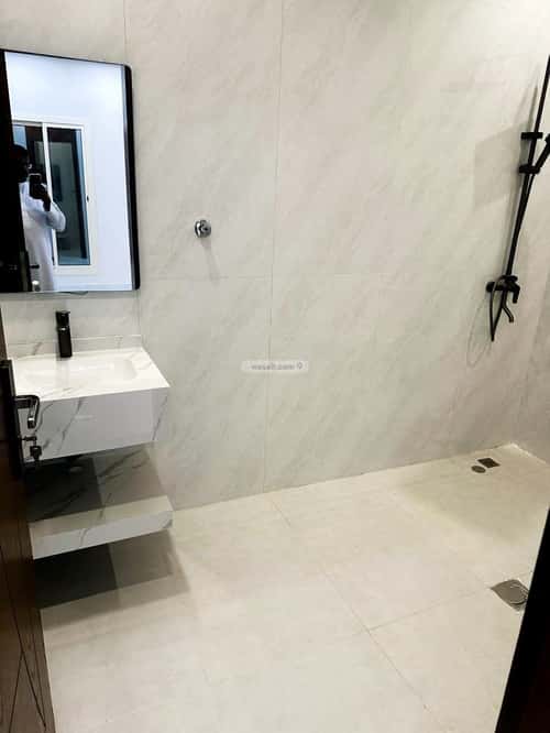 Villa 300 SQM Facing West with 13 Bedrooms Al Rahmanyah, East Jeddah, Jeddah