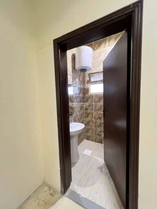 Apartment 849 SQM with 4 Bedrooms King Faisal, East Riyadh, Riyadh