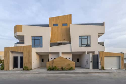 Floor 142.31 SQM with 3 Bedrooms Middle Al-Uraija, West Riyadh, Riyadh