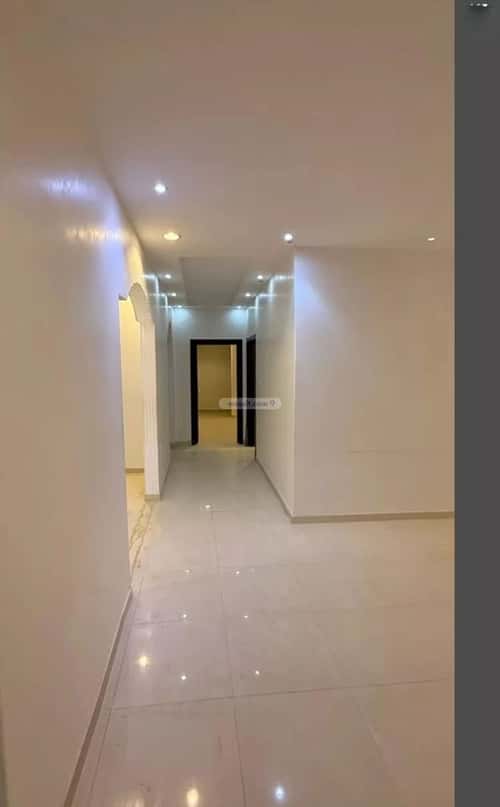 Floor 375 SQM with 6 Bedrooms Ar-Rimal, East Riyadh, Riyadh