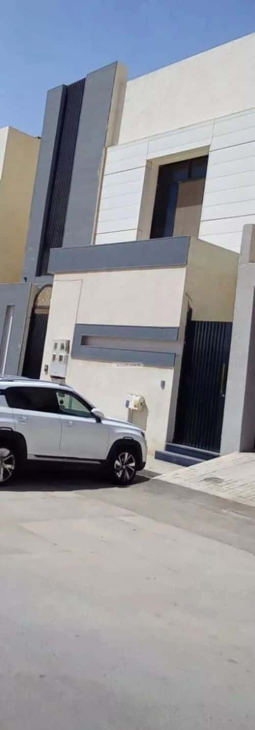 Villa 288 SQM Facing East with 5 Bedrooms Al-Muanisiyah, East Riyadh, Riyadh