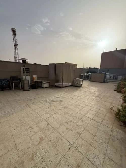 Rest House 460 SQM Facing East on 15m Width Street Dhahrat Al-Awda East, Diriyah