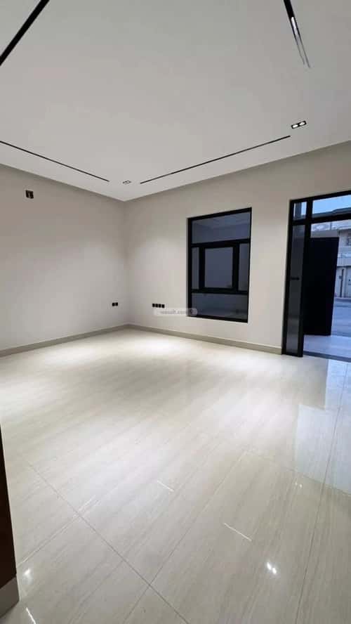 Villa 250 SQM Facing North on 20m Width Street King Faisal, East Riyadh, Riyadh