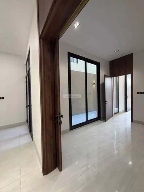 Floor 178.93 SQM with 3 Bedrooms Al-Janadriyah, East Riyadh, Riyadh