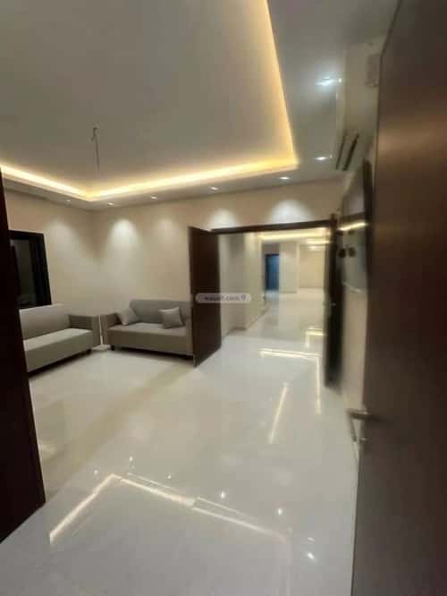 Villa 350 SQM Facing South with 4 Bedrooms Al-Janadriyah, East Riyadh, Riyadh