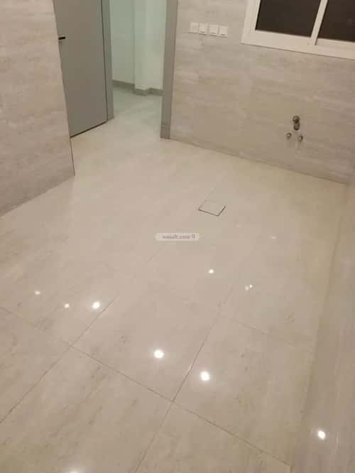 شقة 204 متر مربع بغرفة العزيزية، جنوب الرياض، الرياض