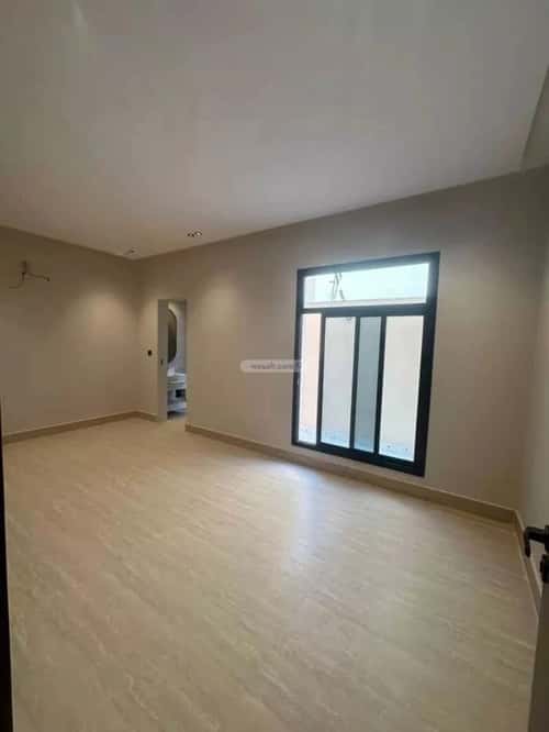 Floor 140.94 SQM with 5 Bedrooms Okaz, South Riyadh, Riyadh
