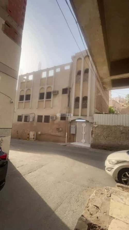 عمارة 173.47 متر مربع واجهة شرقية وادي جليل، مكة المكرمة