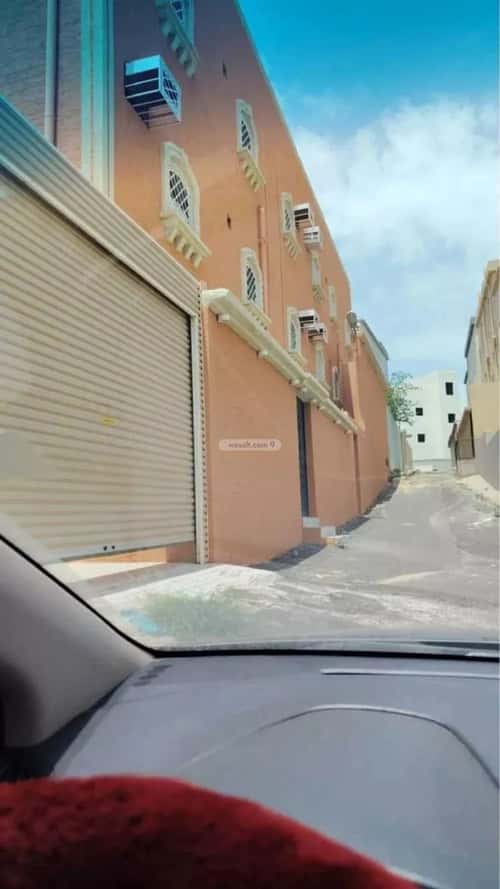Building 442 SQM Facing 3 Al Rawabi, Abha