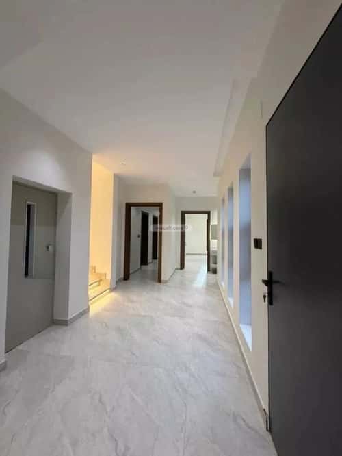 Villa 300 SQM Facing East on 25m Width Street Alghashashyaalgadeed, Makkah Al Mukarramah