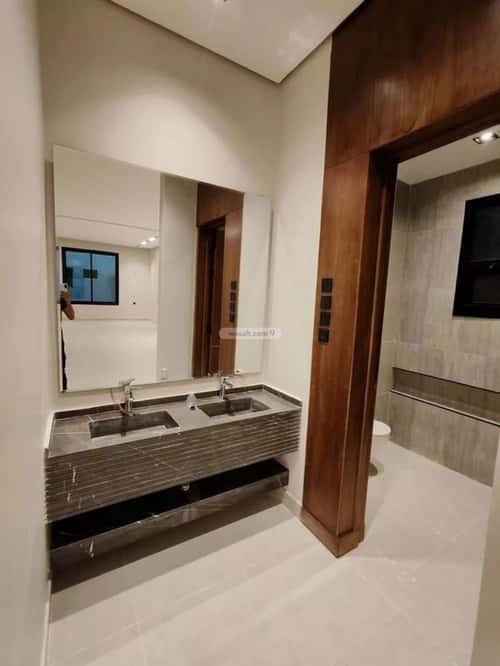 Floor 244.23 SQM with 4 Bedrooms Al-Yarmuk, East Riyadh, Riyadh