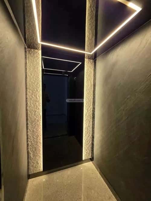 Floor 195.04 SQM with 5 Bedrooms Al-Maizaliyah, East Riyadh, Riyadh