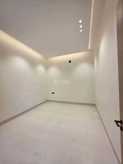Villa 339.63 SQM Facing West on 18m Width Street Al-Yarmuk, East Riyadh, Riyadh