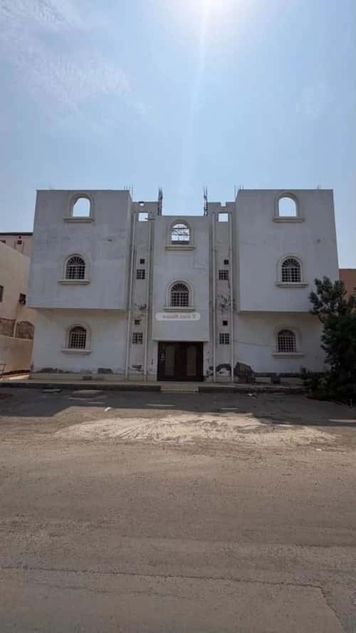 عمارة 470 متر مربع واجهة غربية الشاطئ، جازان