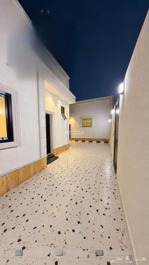 Floor 500 SQM with 4 Bedrooms Qafar, Hayil