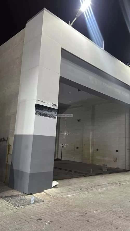Showroom for Rent Ibn Khuldoon, Aldammam
