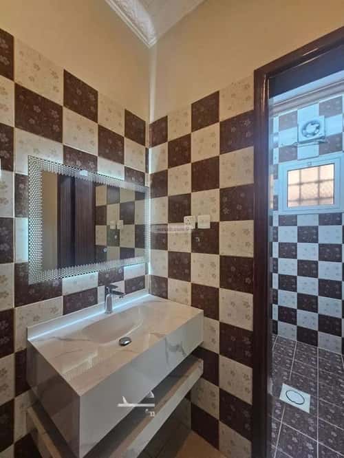 Apartment 475.83 SQM with 3 Bedrooms Ar-Rimal, East Riyadh, Riyadh