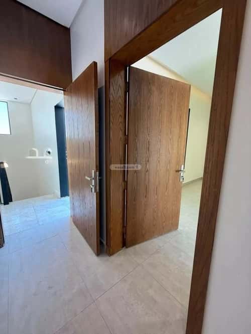Floor 203.58 SQM with 6 Bedrooms As-Suwaidi, West Riyadh, Riyadh