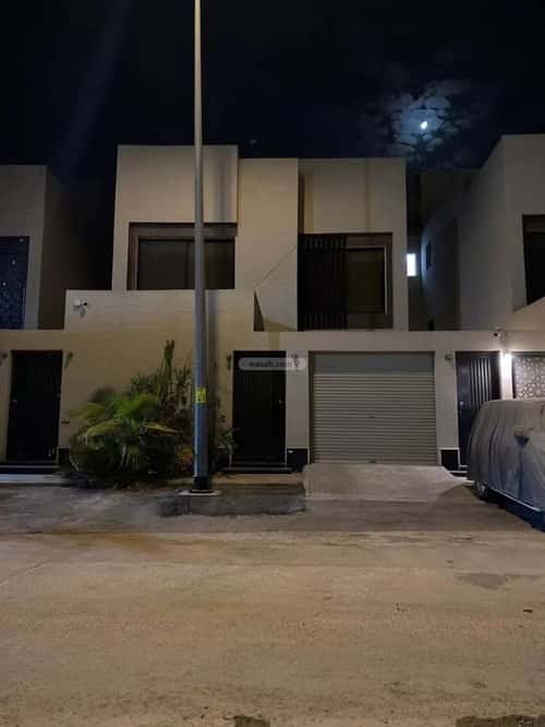شقة 372.75 متر مربع ب 3 غرف عكاظ، جنوب الرياض، الرياض