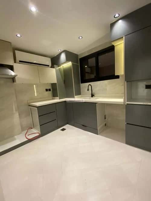 Apartment 900 SQM with 3 Bedrooms Al-Wizarat, Central Riyadh, Riyadh