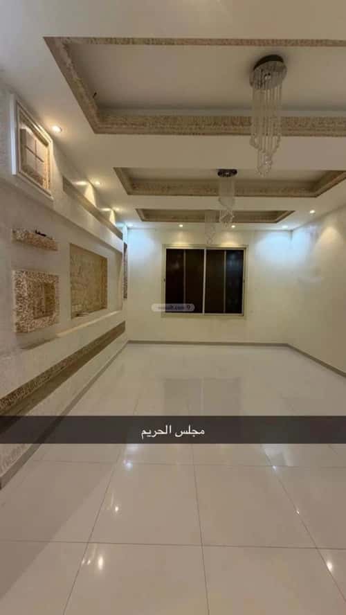فيلا 315 متر مربع واجهة شمالية ب 8 غرف عكاظ، جنوب الرياض، الرياض