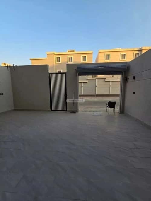 Villa 407.26 SQM Facing South on 15m Width Street Al-Muanisiyah, East Riyadh, Riyadh