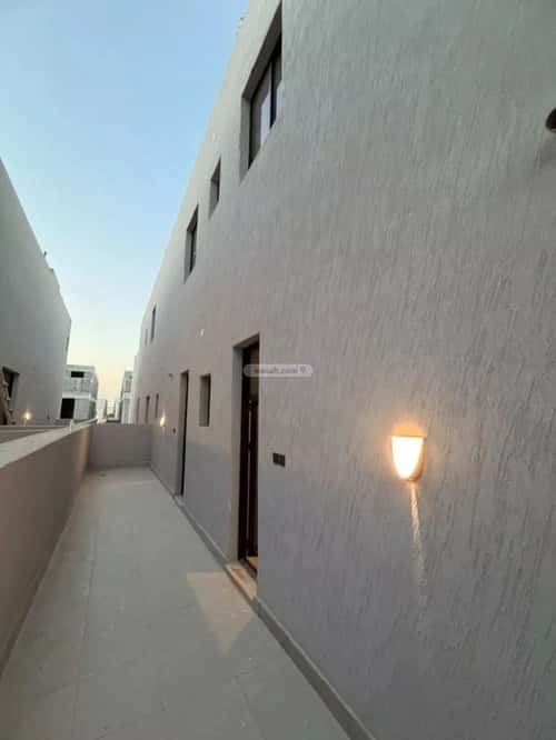 Floor 185.16 SQM with 4 Bedrooms Al-Janadriyah, East Riyadh, Riyadh